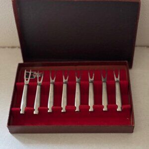 Kalmar Designs Italy Vintage MCM hors d'oeuvres/cocktail forks 1960's Set of 8